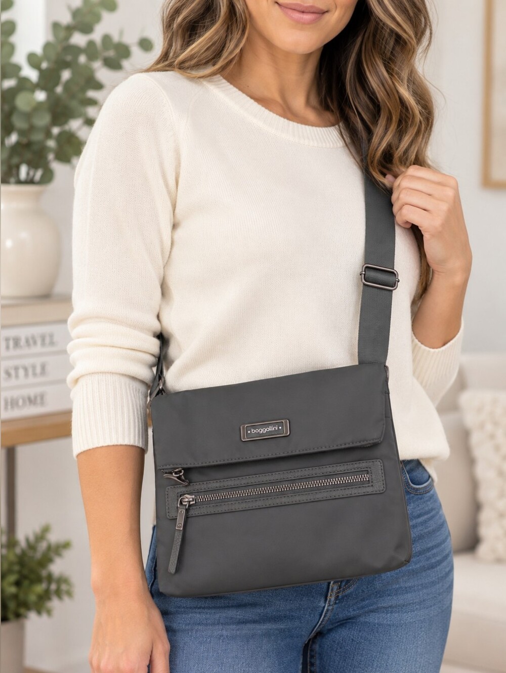 Baggallini Julie Crossbody Bag Purse Charcoal Gray / Graphite New Without Tags